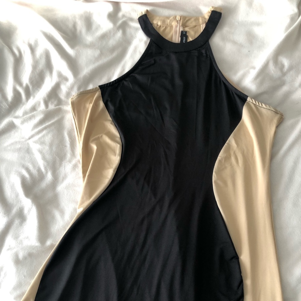 Two toned maxi dress size XL, halter neck